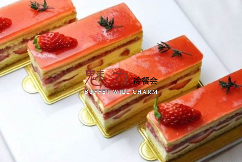 草莓西式蛋糕